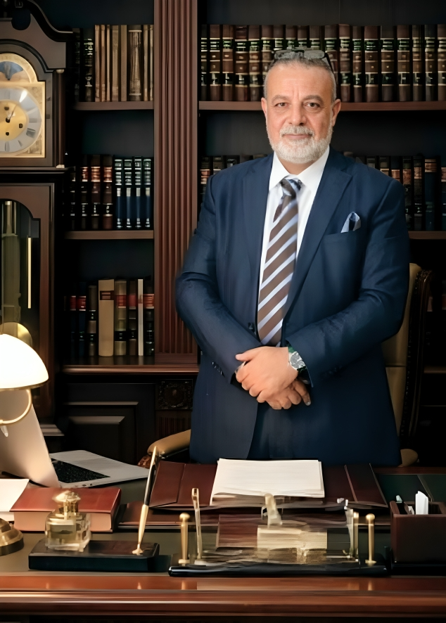 المحامي